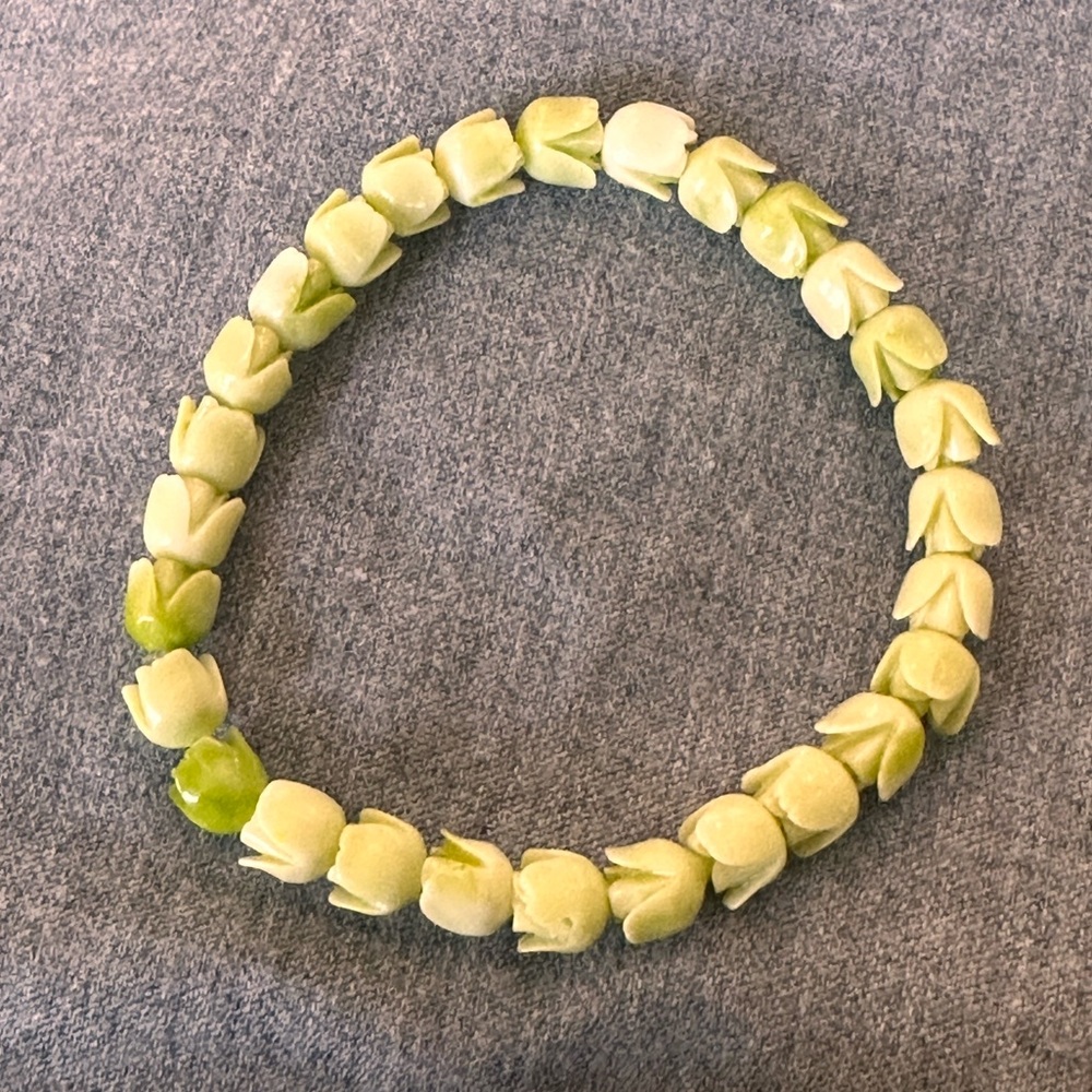 Hand-Carved Crushed Shell Pakalana Flower Lei Bracelet Hawaiian Forever